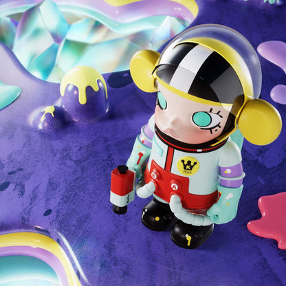 Pop Mart Mega Collection Space Molly Little Painter 1000%